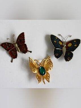 Lot of 3 Vintage Butterfly brooches/pins Enamel sparkle Jelly belly